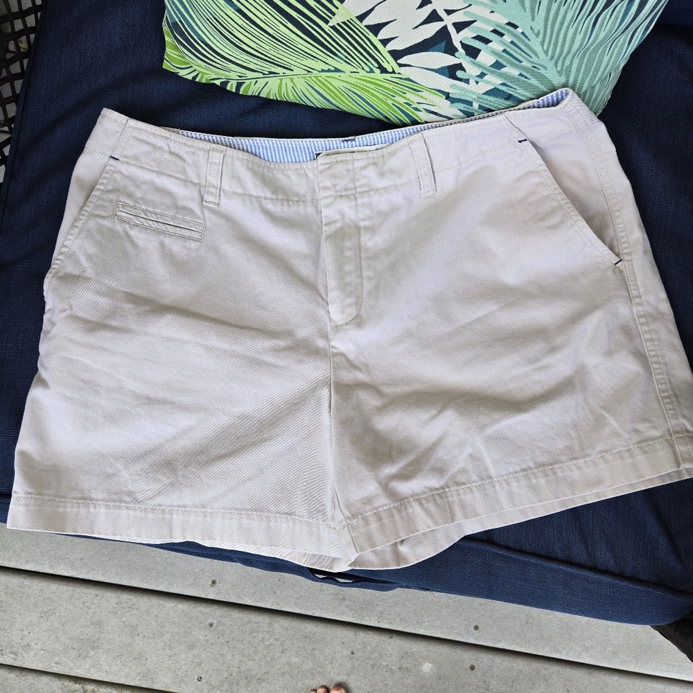 Tommy Hilfiger Womens Size 10 Chino 100% Cotton Shorts